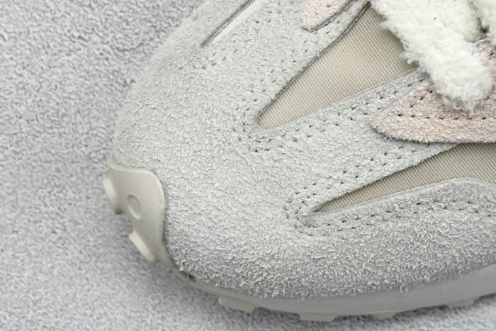 New Balance MS327 U327WTL