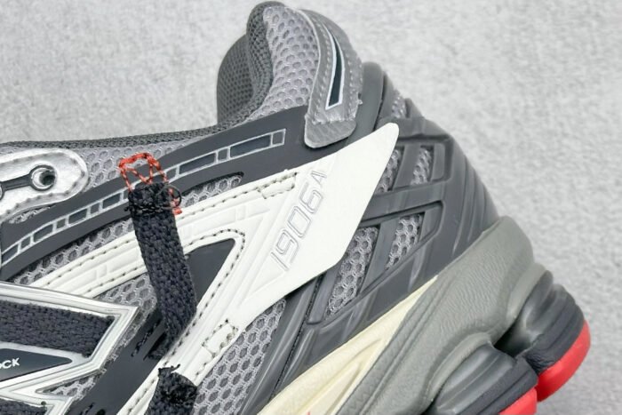 New Balance M1906 U1906AC