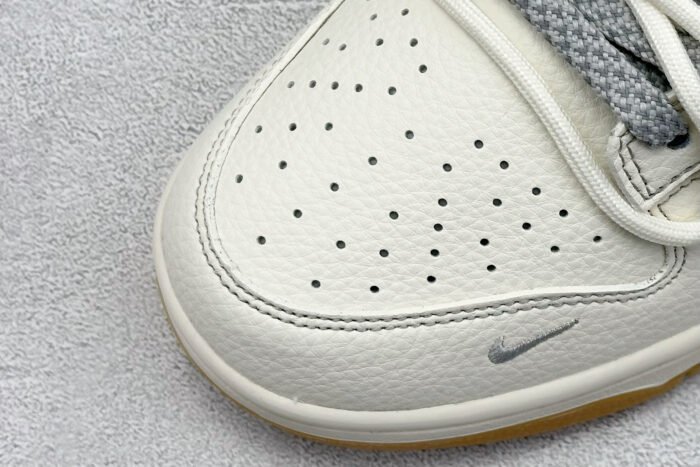 Nike SB Dunk Low Sup FC1688-215