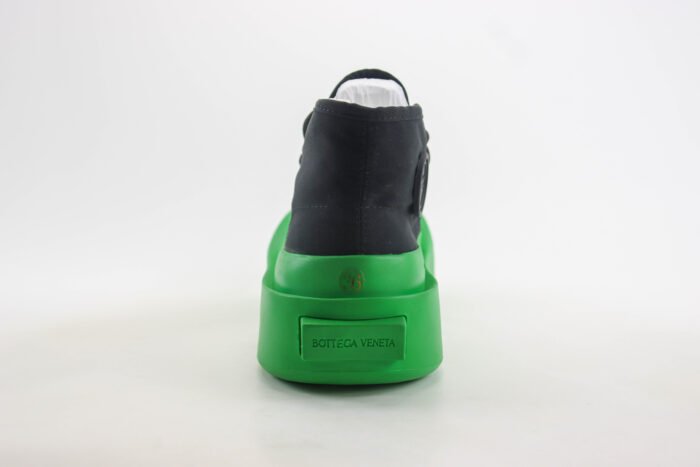 Bottega Venet BV2023 jumbo DG25-