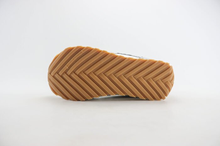 Bottega Veneta 23SS BV Orbit Runner