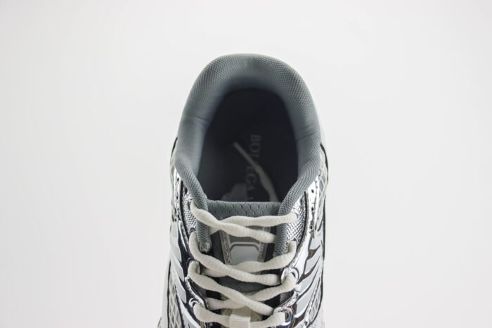 Bottega Veneta 23SS BV Orbit Runner